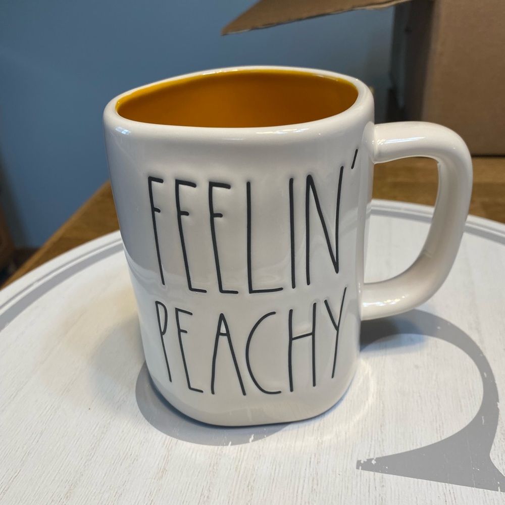 Rae Dunn Feelin Peachy mug
